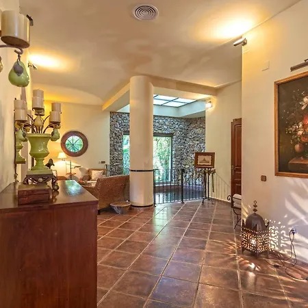 Casa Flores Con Piscina Interior Climatizada Alcaucín Exterior photo