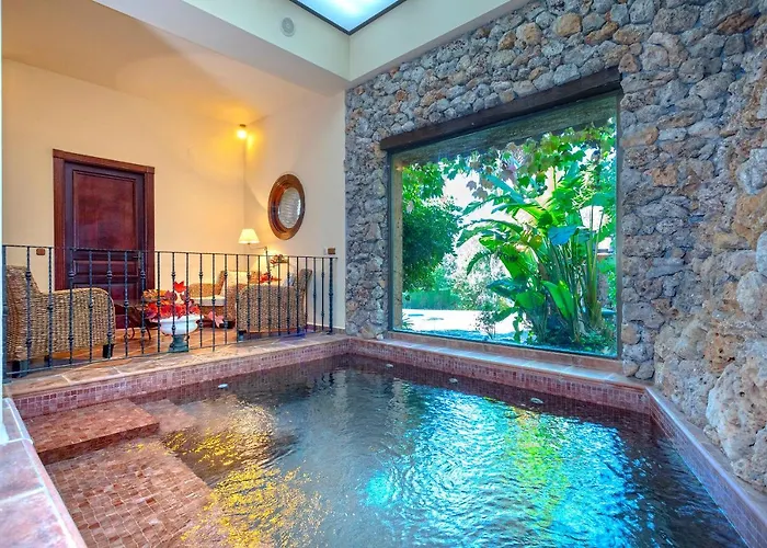 Casa Flores Con Piscina Interior Climatizada