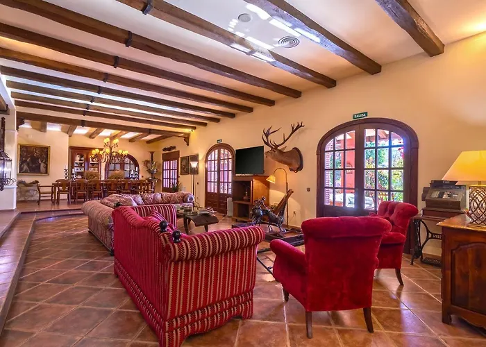 Casa Flores Con Piscina Interior Climatizada